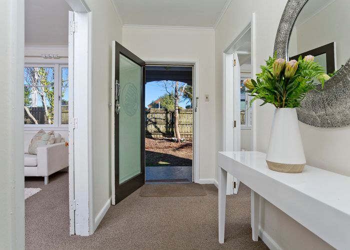  at 1/55 Rangatira Road, Beach Haven, Auckland