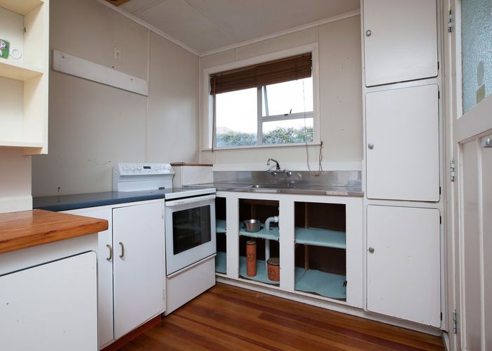  at 8 Tothill Street, Frankleigh Park, New Plymouth