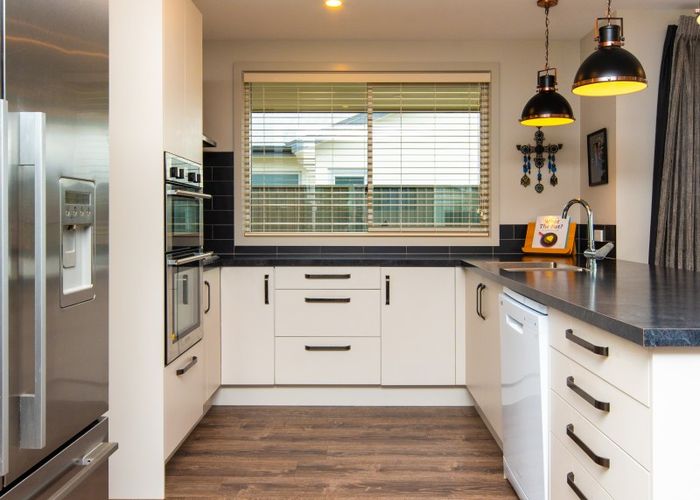  at 40 Waimakariri Drive, Te Awa, Napier