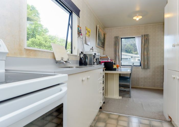  at 48C Garland Drive, St Andrews, Hamilton