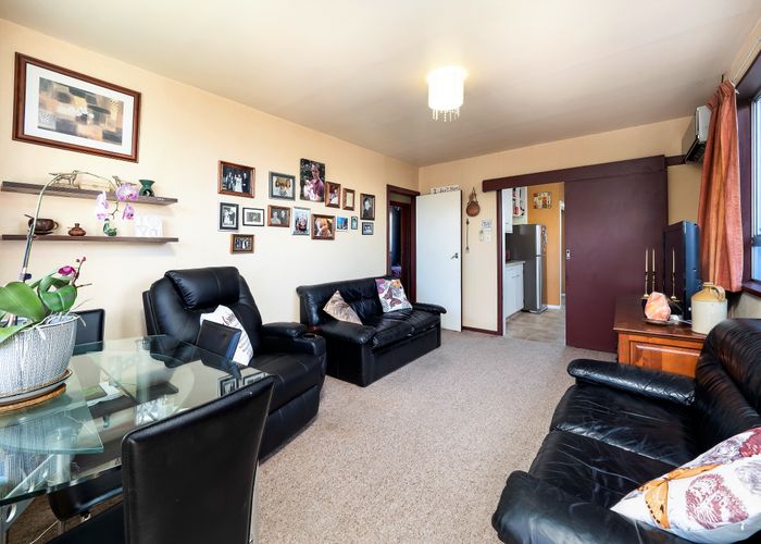  at 1/57 Laurence Street, Waltham, Christchurch