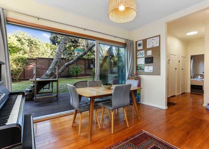  at 611 South Titirangi Road, Titirangi, Auckland