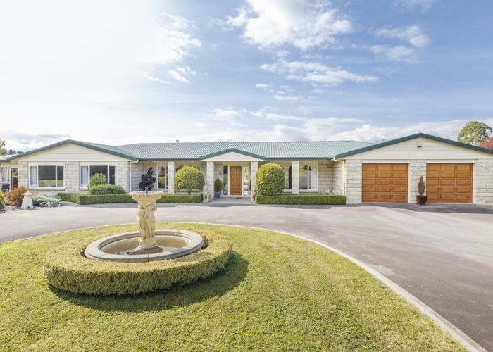  at 946C Finnis Road, Pohangina, Ashhurst