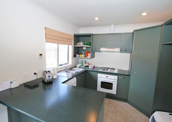  at 11 Pohutukawa Grove, Titahi Bay, Porirua