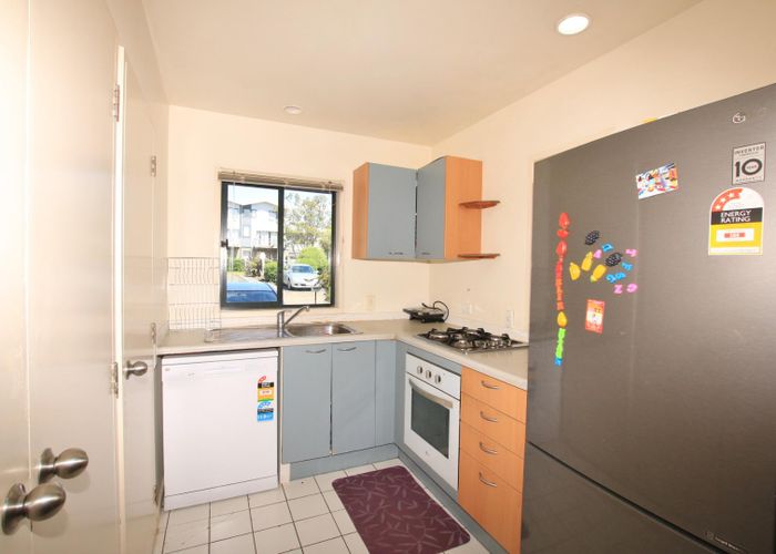  at 326/10 John Jennings Drive, Oteha, Auckland