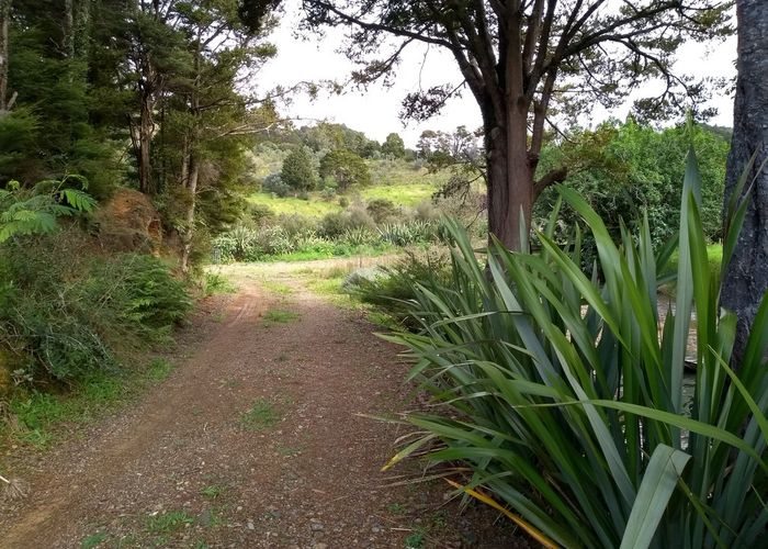  at 1708 Russell Road, Oakura