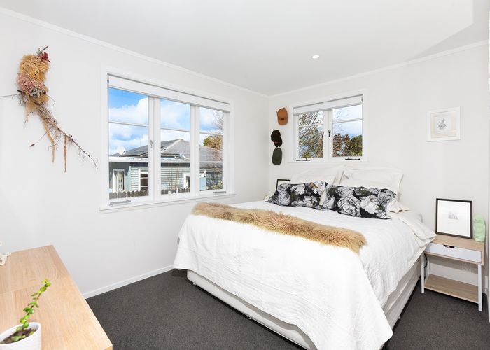  at 1/99 Hobsonville Road, West Harbour, Auckland