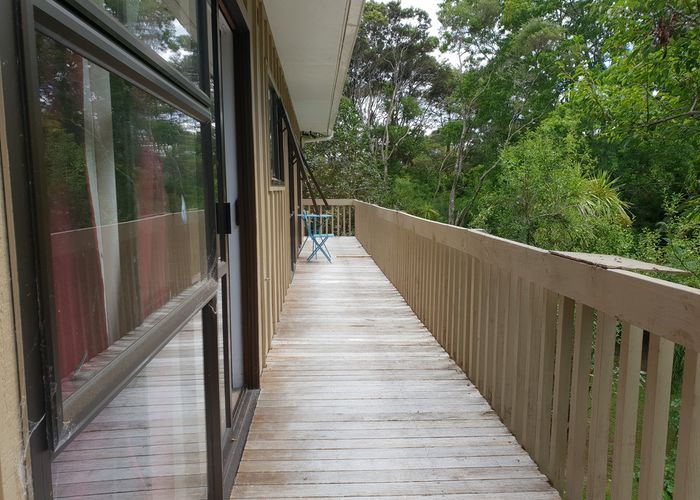  at 2/52B Pleasant Road, Glen Eden, Auckland