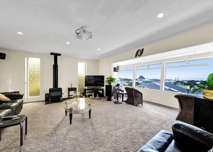  at 57 Pioneer Road, Moturoa, New Plymouth