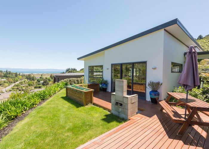  at 4 Skylark Rise, Todds Valley, Nelson
