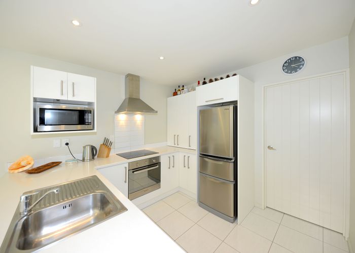  at 2/43 Waltham Road, Sydenham, Christchurch