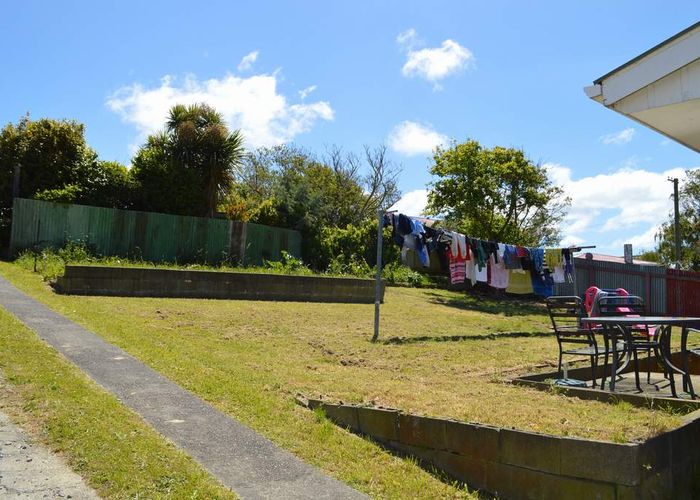  at 115 Driver Crescent, Cannons Creek, Porirua