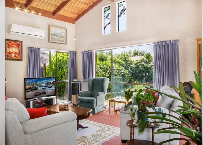  at 55 Walter Strevens Drive, Conifer Grove, Takanini
