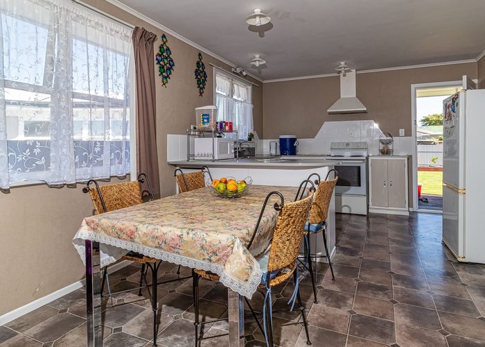  at 105 Dover Road, Flaxmere, Hastings