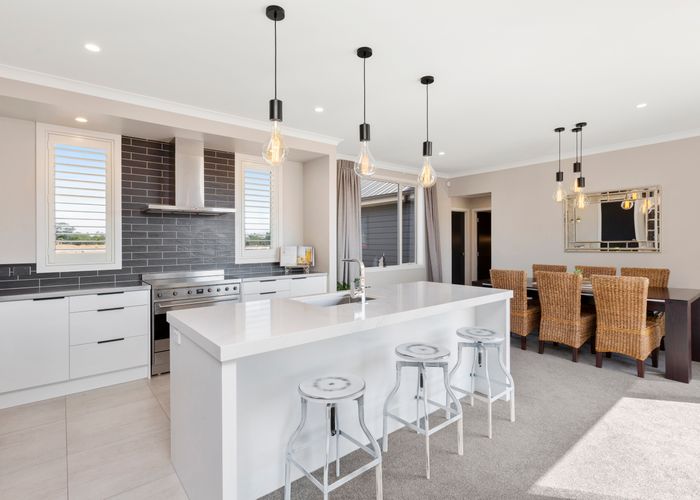  at 6 Diane Place, Te Kowhai, Hamilton