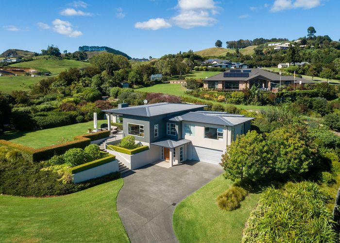  at 6 Orakei Place, Welcome Bay, Tauranga