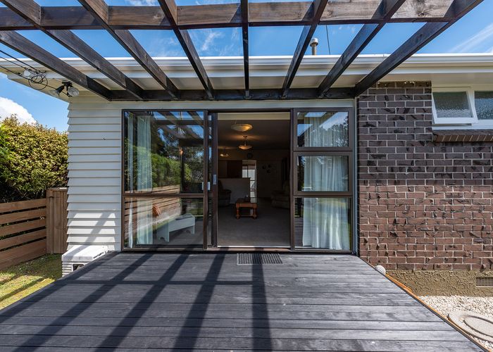  at 9 Pinkerton Grove, Newlands, Wellington