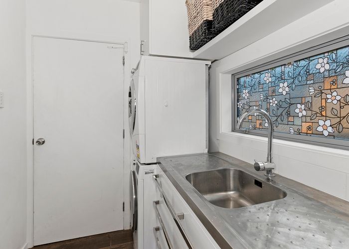  at 281 Marine Parade, New Brighton, Christchurch
