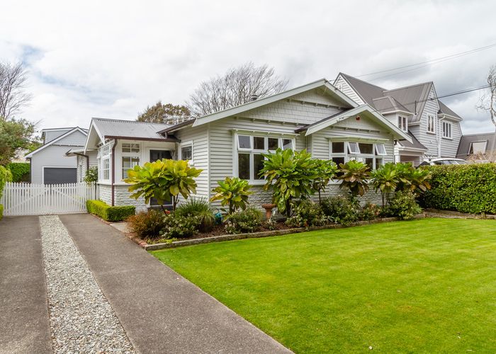 Free property data for 11 Totara Crescent, Woburn, Lower Hutt homes.co.nz