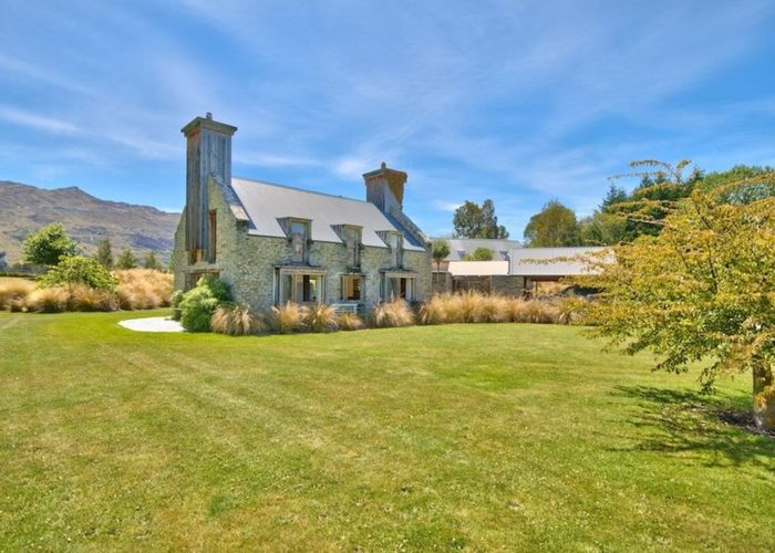  at 31 Mountain View Road, Dalefield, Queenstown