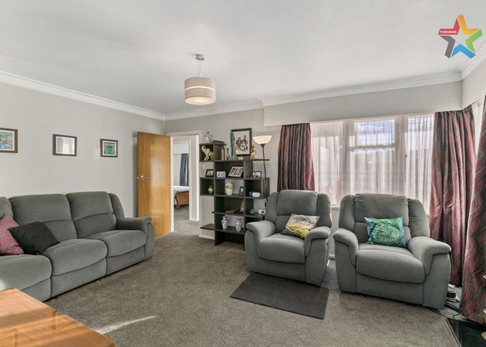  at 6 Rimu Street, Naenae, Lower Hutt