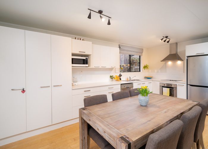  at 165B Cambridge Road, Bethlehem, Tauranga