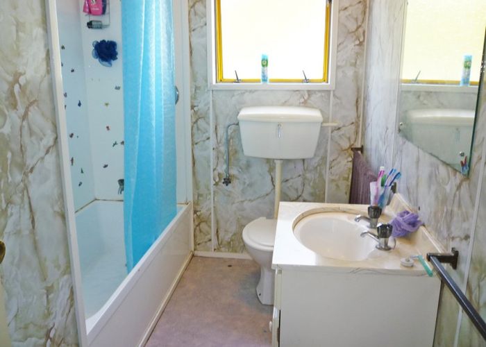  at 2/395 Cambridge Terrace, Naenae, Lower Hutt