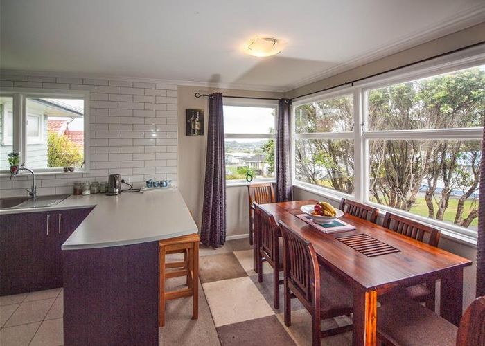  at 8 Lomita Road, Johnsonville, Wellington