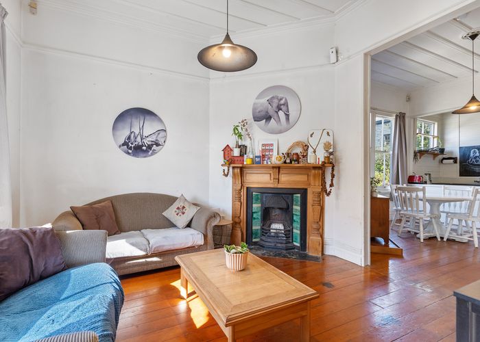  at 2 Mostyn Street, Kingsland, Auckland