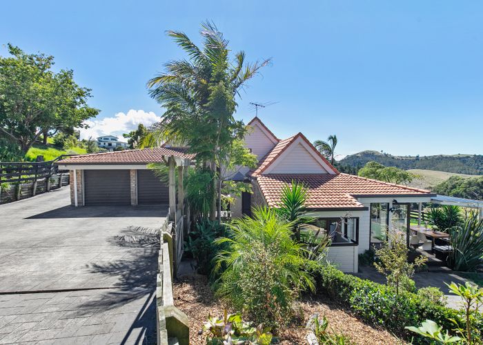  at 115 Hillcrest Road, Hatfields Beach, Orewa