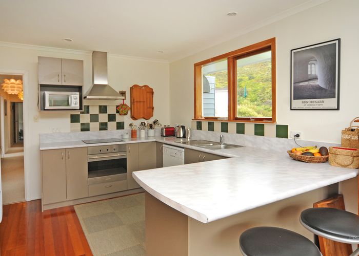  at 16 Doris Gordon Crescent, Crofton Downs, Wellington
