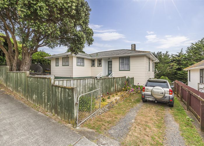  at 58 Sievers Grove, Cannons Creek, Porirua