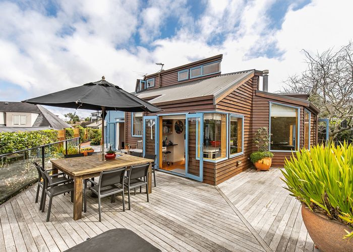  at 15 Ramoana Mews, Shelly Park, Auckland