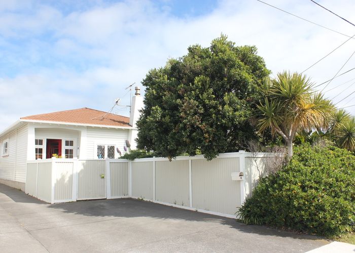  at 10 Chelsea Street, Miramar, Wellington
