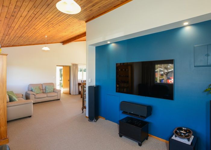  at 10 Churchill Drive, Taradale, Napier