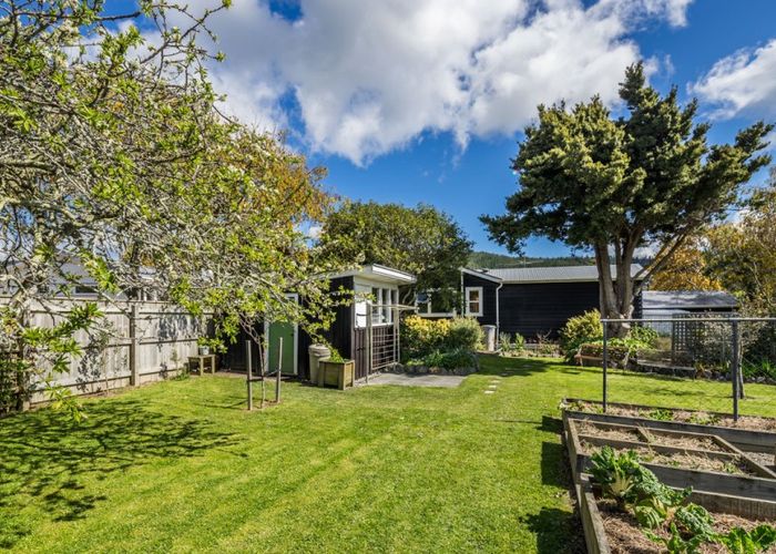  at 27 Field Street, Silverstream, Upper Hutt