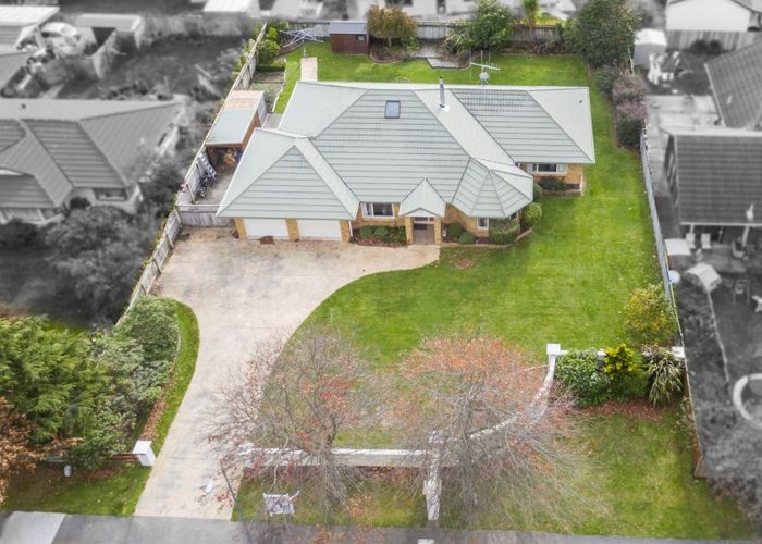  at 4 Emerald Hill Drive, Birchville, Upper Hutt