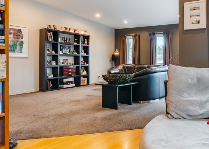  at 10 Treetops Way, Bayview, Auckland