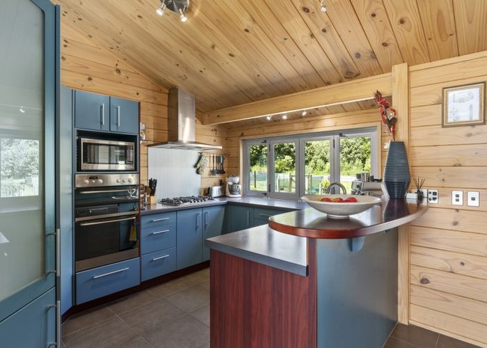  at 49 Kakariki Way, Whitemans Valley, Upper Hutt