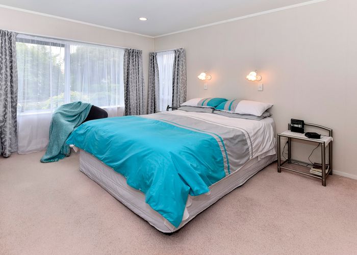  at 8A Sheriff Place, Randwick Park, Auckland