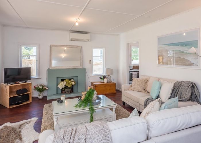  at 14 Alexander Road, Raumati Beach, Paraparaumu