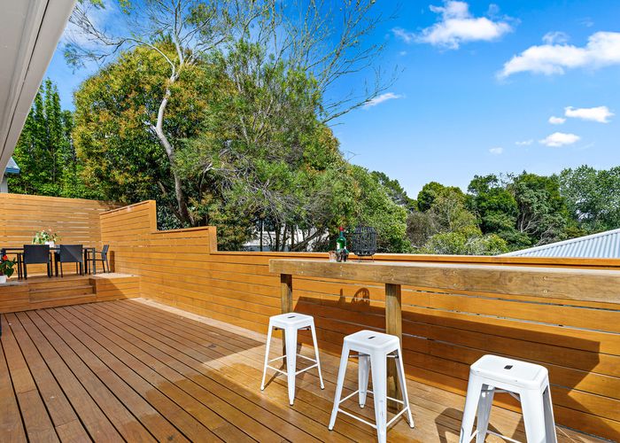  at 2/87A Woodglen Road, Glen Eden, Auckland