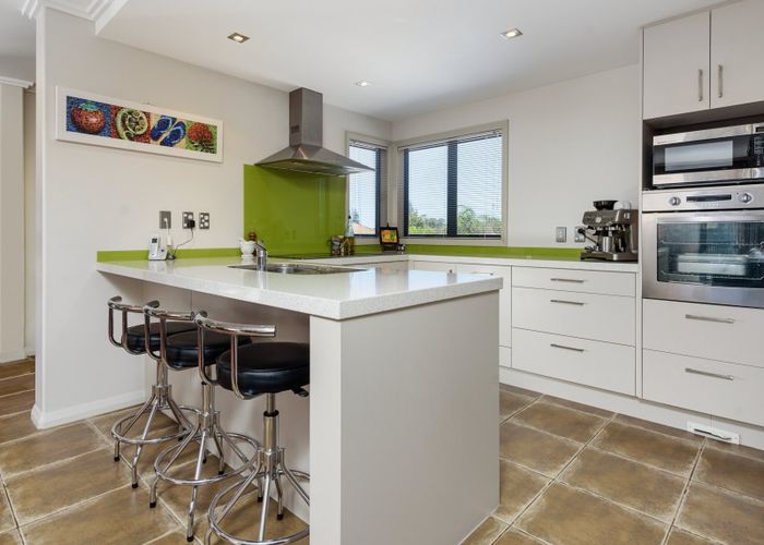 at 102 Merriman Place, Pyes Pa, Tauranga