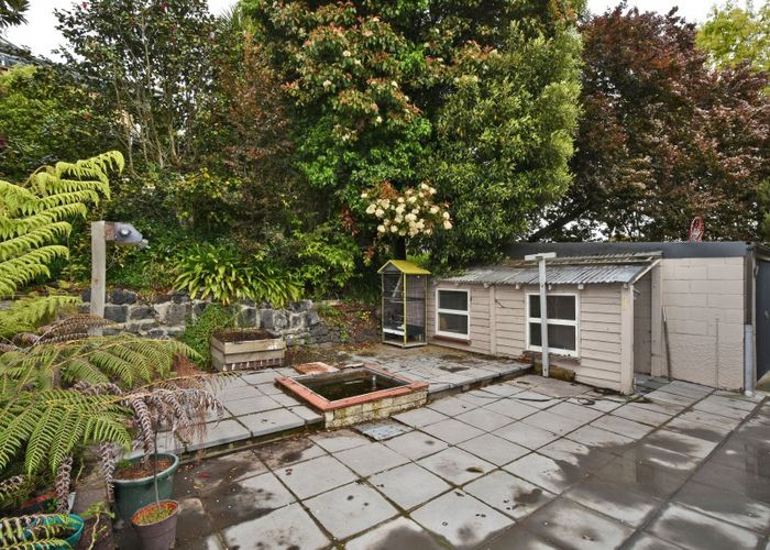  at 2/71 Cashmere Road, Cashmere, Christchurch