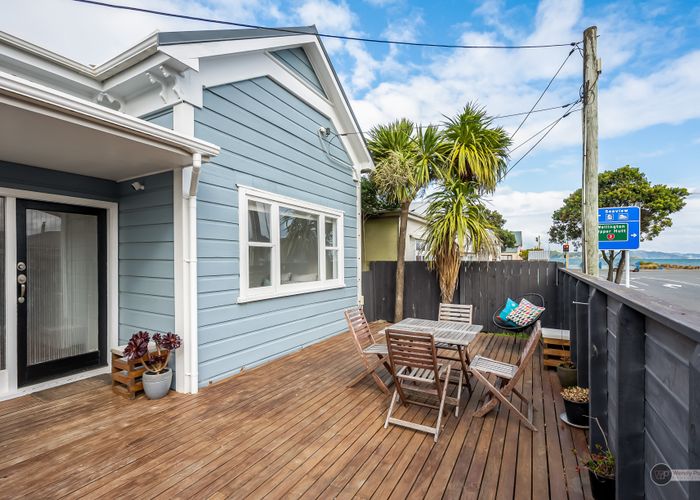  at 8 Cuba Street, Petone, Lower Hutt
