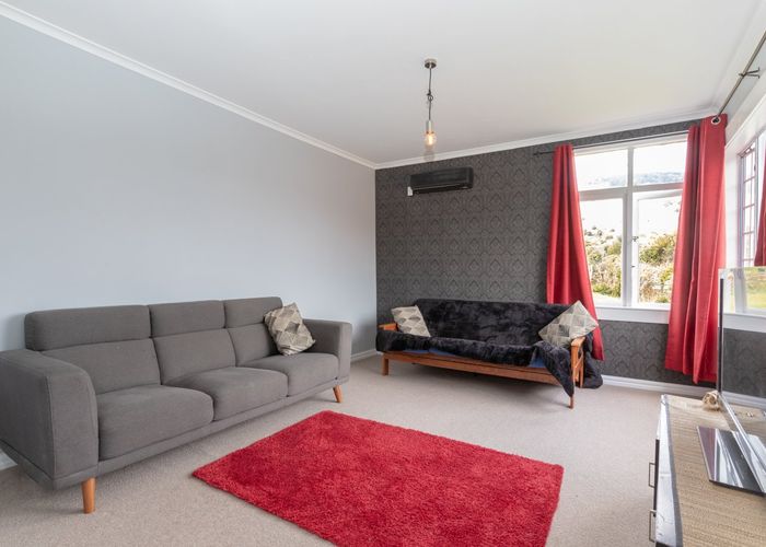 Free property data for 7 Dickson Street, Macandrew Bay, Dunedin homes