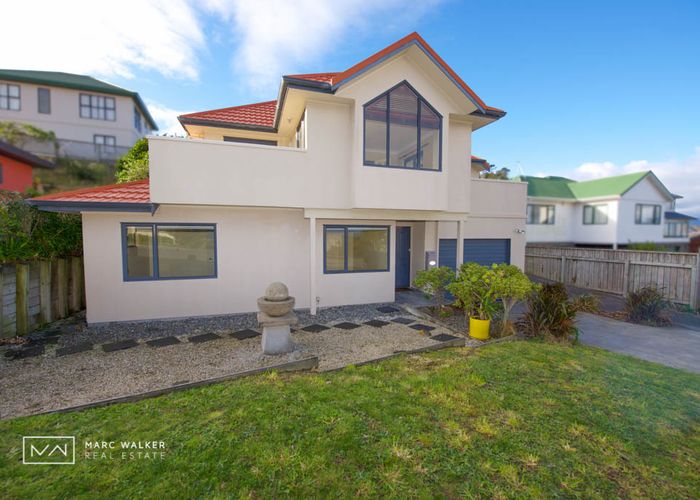  at 6 Birkhall Grove, Strathmore Park, Wellington