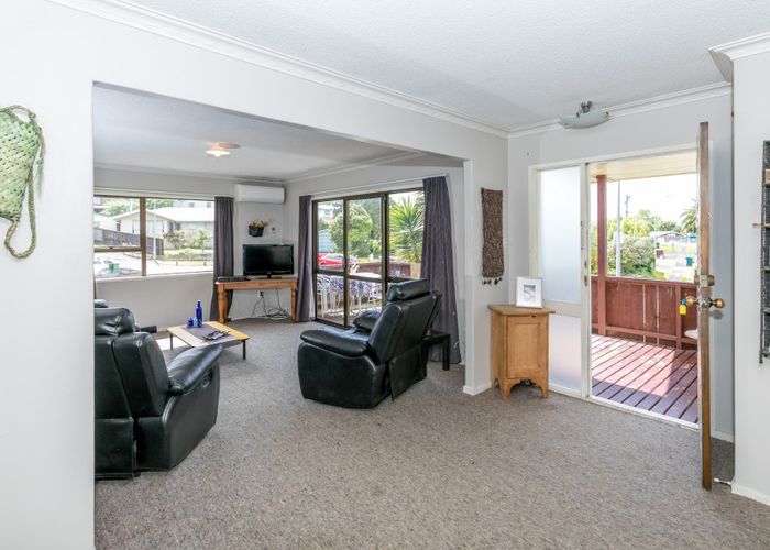  at 15 Pygmalion Place, Dinsdale, Hamilton