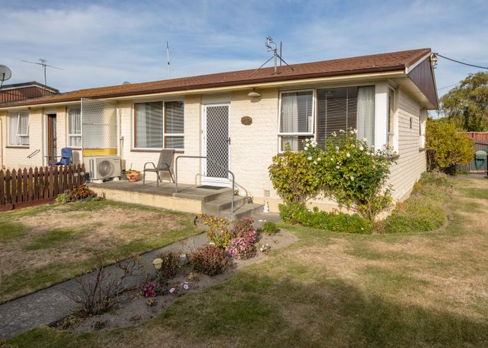  at 1/113 Middlepark Road, Sockburn, Christchurch