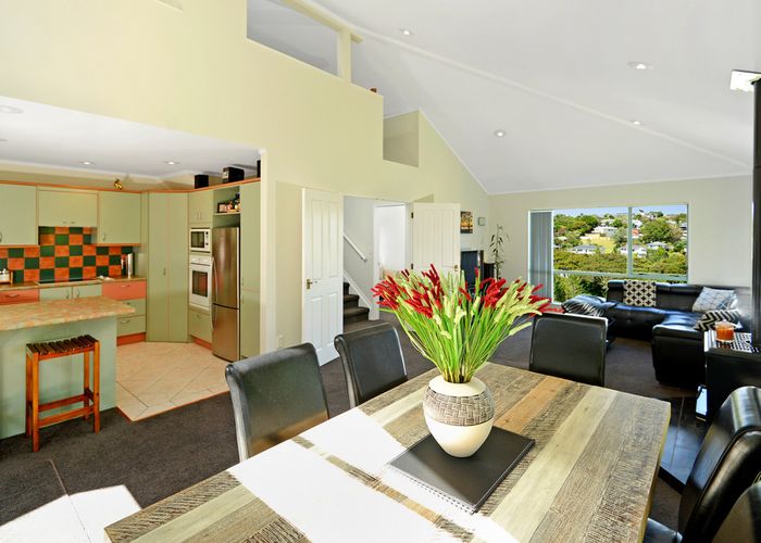  at 42 Glen Vista Place, Bayview, Auckland